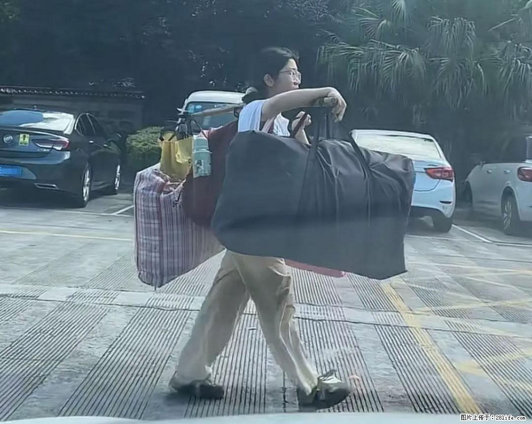 全网追的“扁担女孩”，找了一份暑假工，时薪12元 - 辽阳生活资讯 - 辽阳28生活网 liaoyang.28life.com